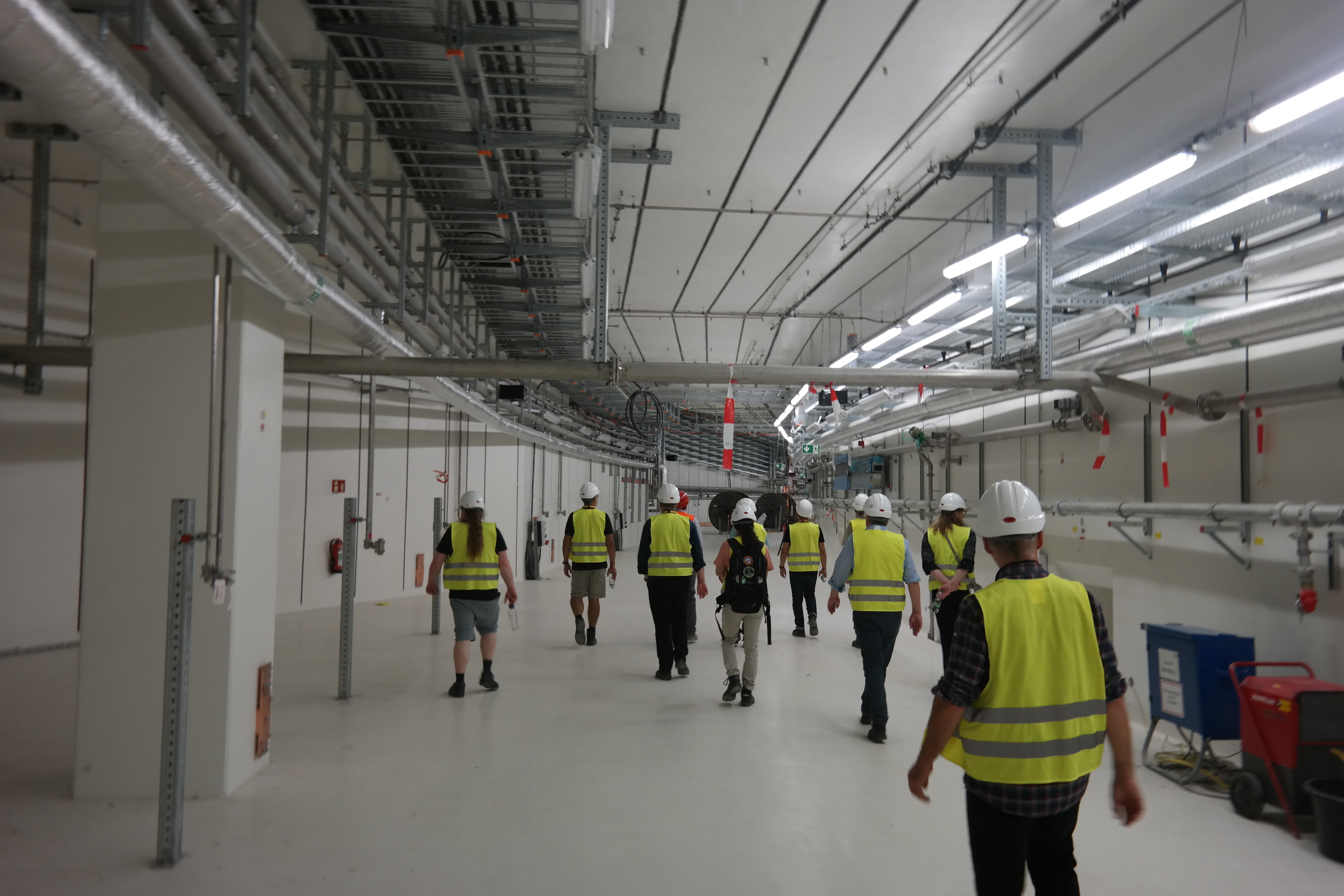 FAIR lab-tour inside the accelerator tunnel